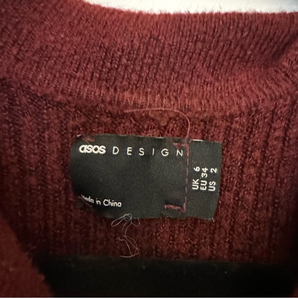 ❌ SOLD ❌ ASOS Design Burgundy Knit Collared Sweater - Picture 4 of 5